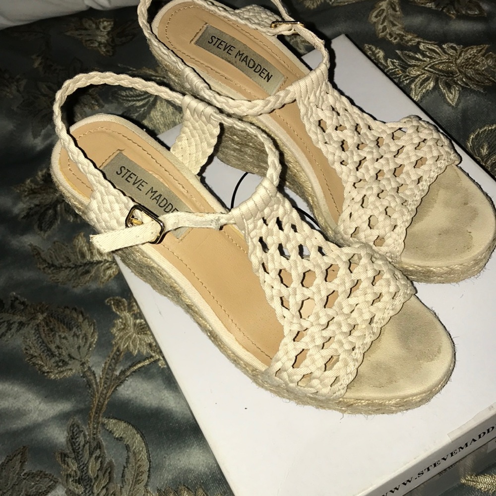 Steve Madden Wedge - Picture 2 of 5